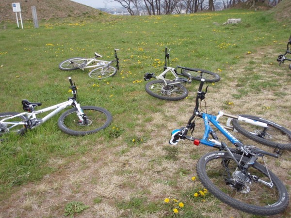 関東:軽井沢:群馬高崎近くでマウンテンバイクMTB自転車ツアー〜ダート体験、観光サイクリング